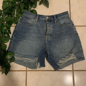 Shorts 🌱✨( boyfriend style , ripped style)